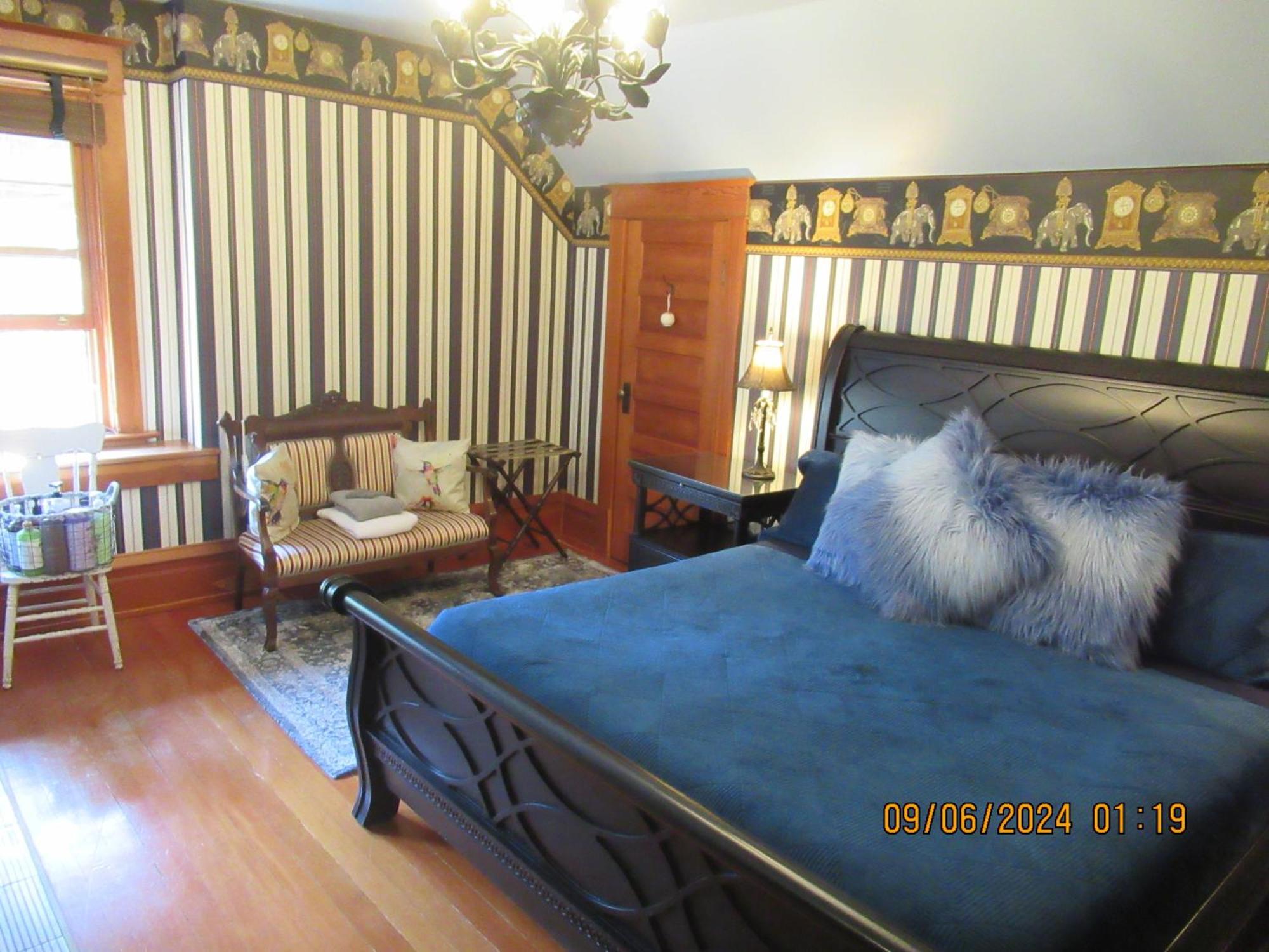 Hummingbird Gardens B&B Ladysmith Ngoại thất bức ảnh